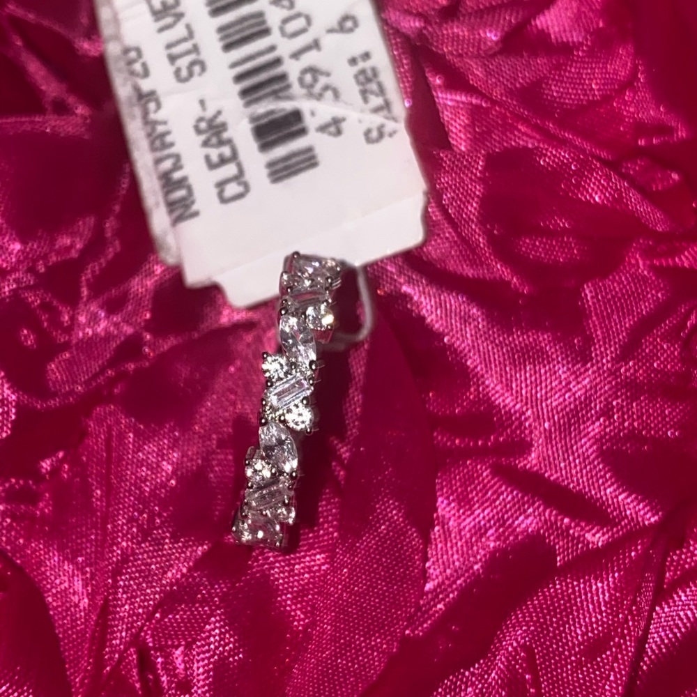 Beautiful woman ring - Picture 7 of 11